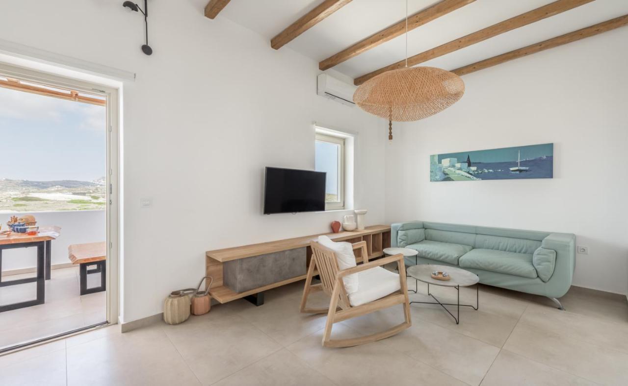 Milos Zen Suites Adamantas  Ngoại thất bức ảnh