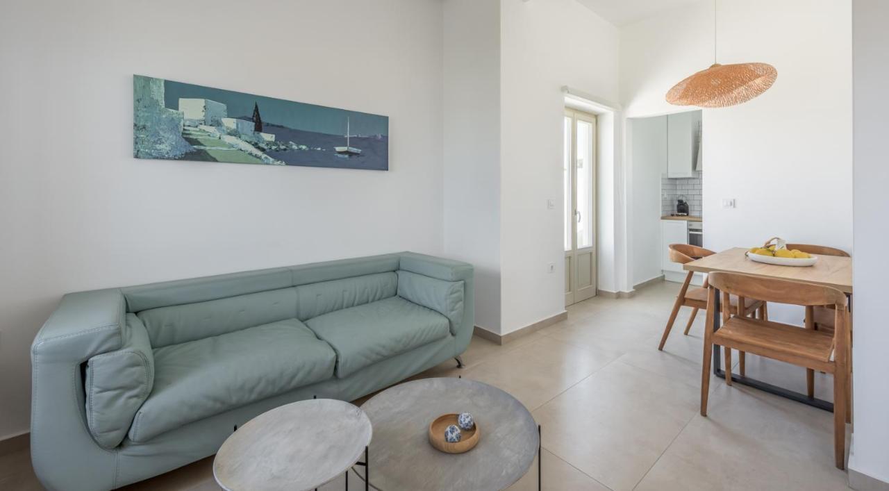 Milos Zen Suites Adamantas  Ngoại thất bức ảnh