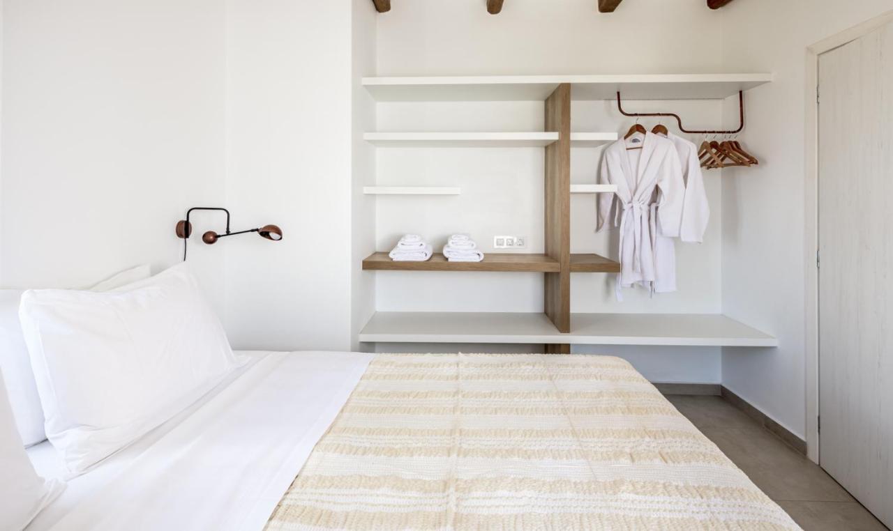 Milos Zen Suites Adamantas  Ngoại thất bức ảnh