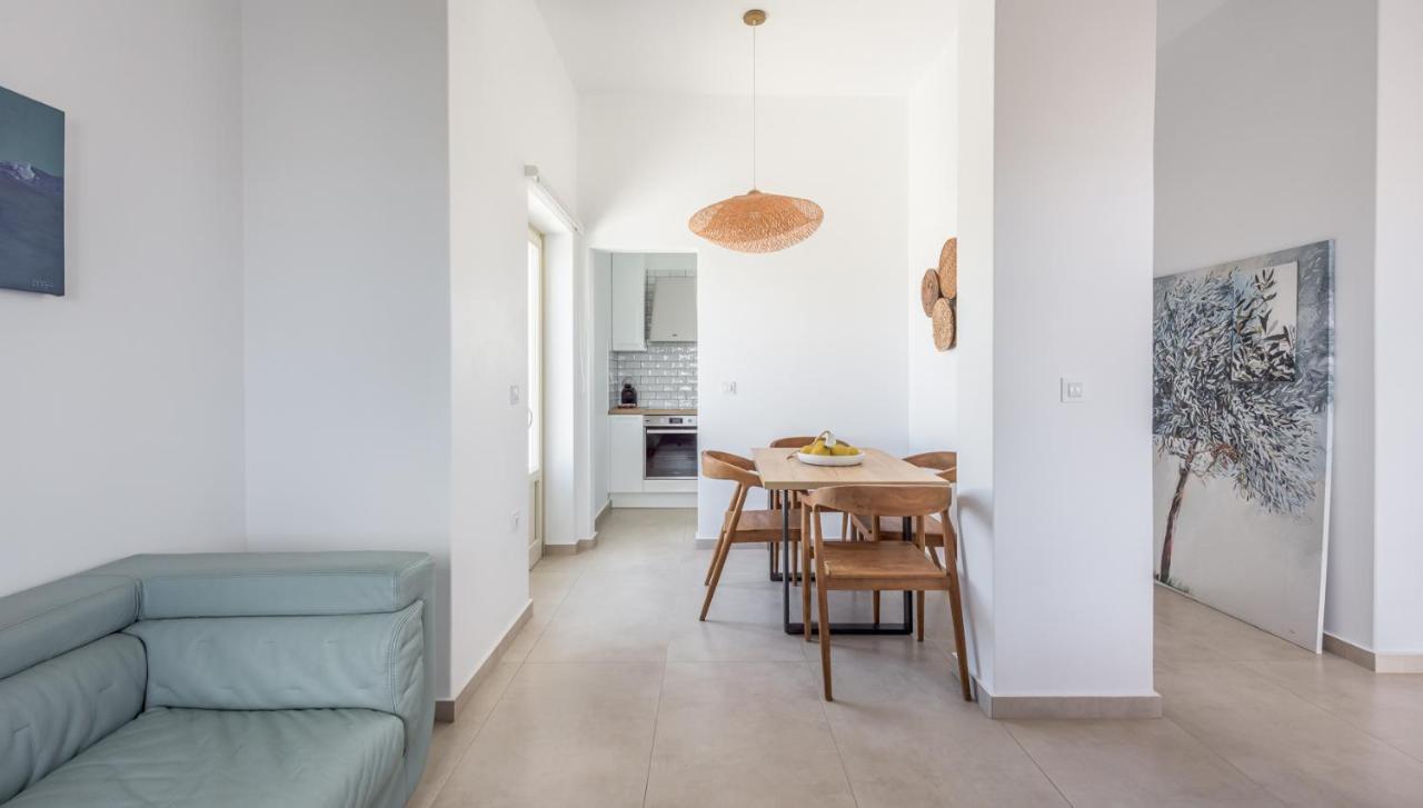 Milos Zen Suites Adamantas  Ngoại thất bức ảnh